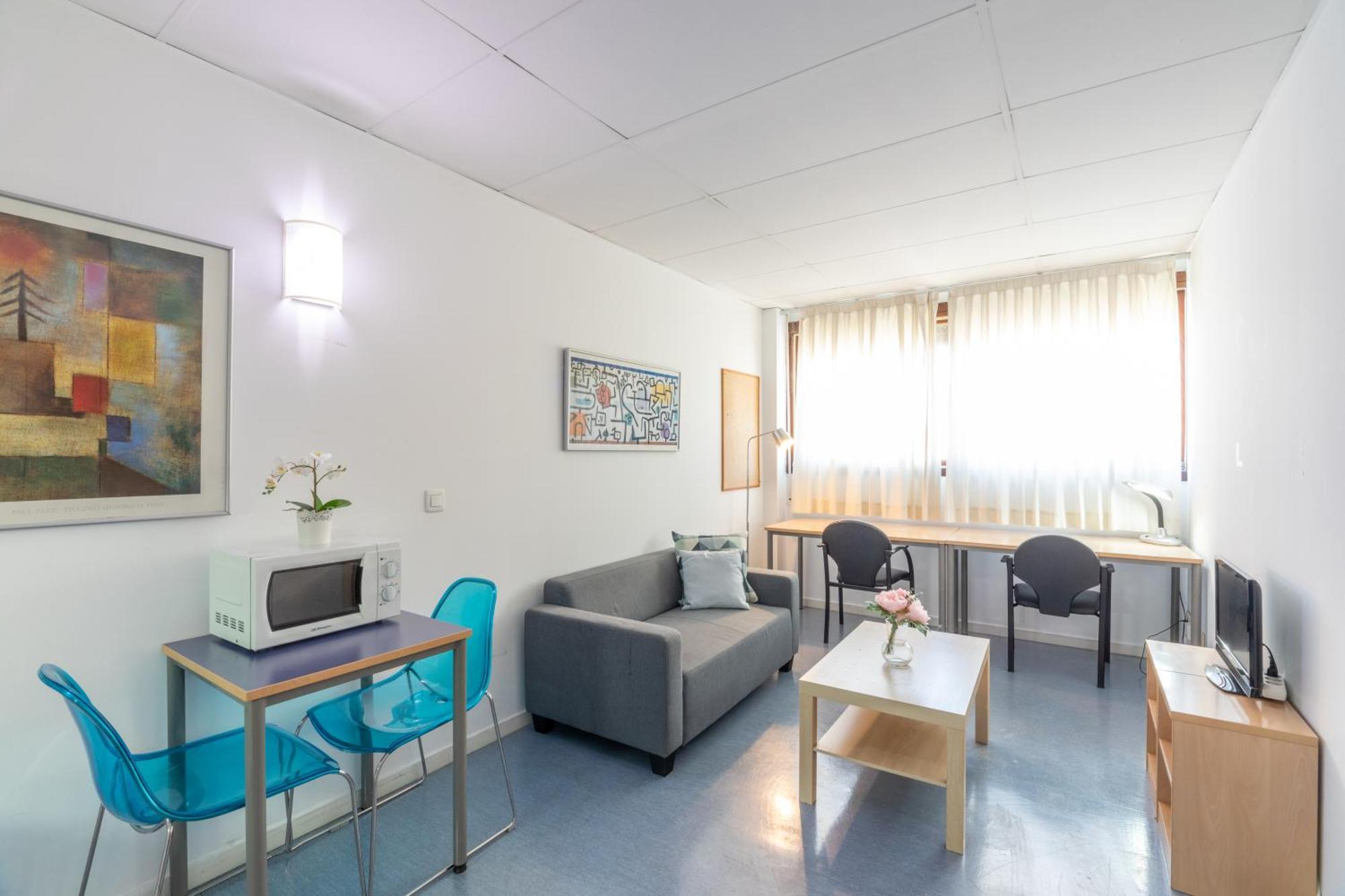 Residencia Universitaria Resa Lesseps บาร์เซโลนา ภายนอก รูปภาพ