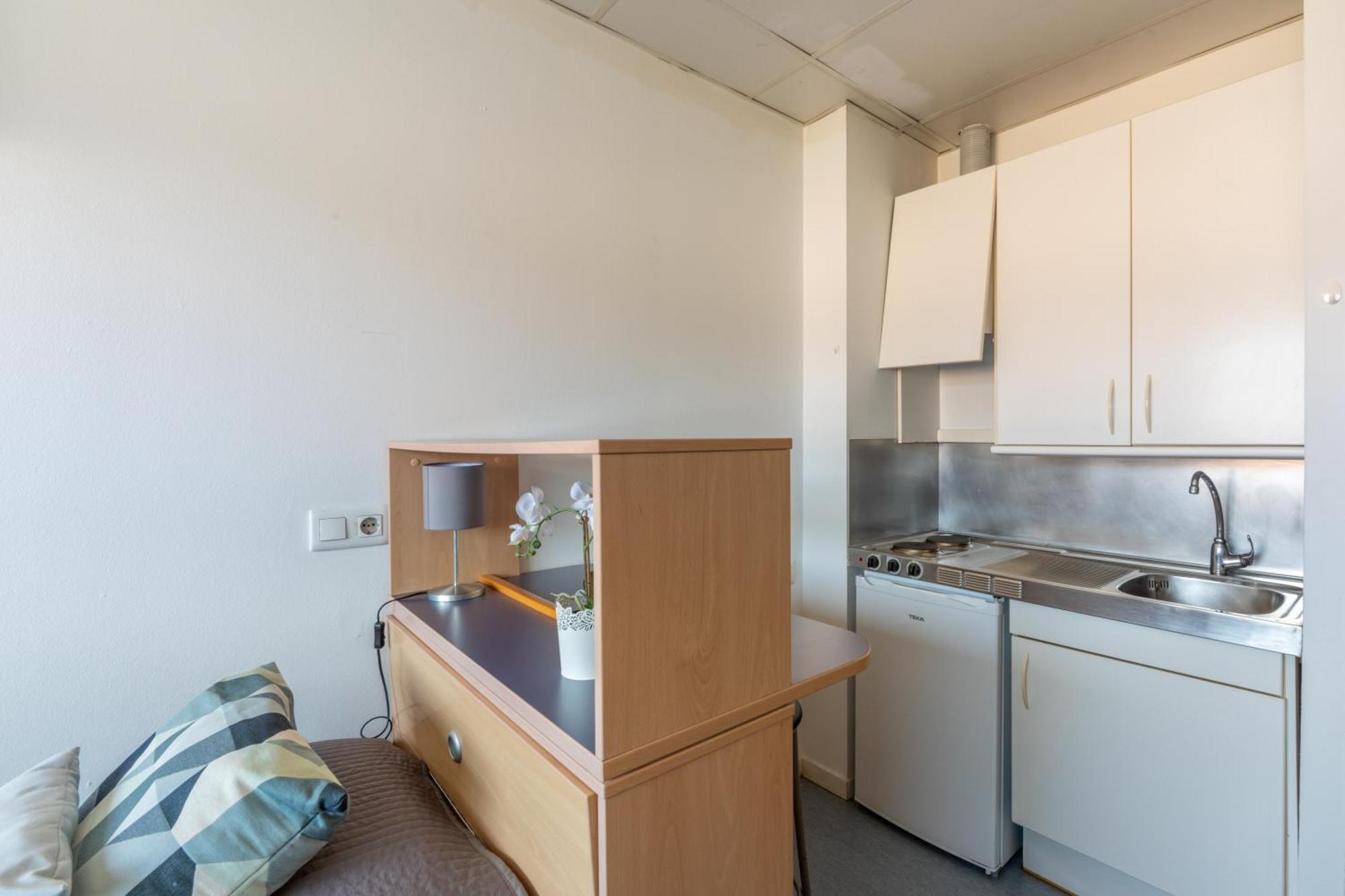 Residencia Universitaria Resa Lesseps บาร์เซโลนา ภายนอก รูปภาพ
