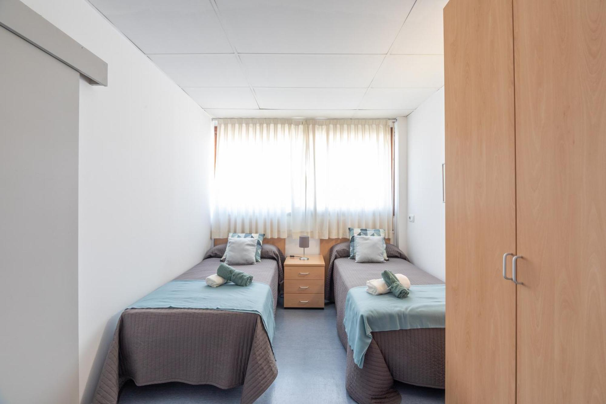 Residencia Universitaria Resa Lesseps บาร์เซโลนา ภายนอก รูปภาพ